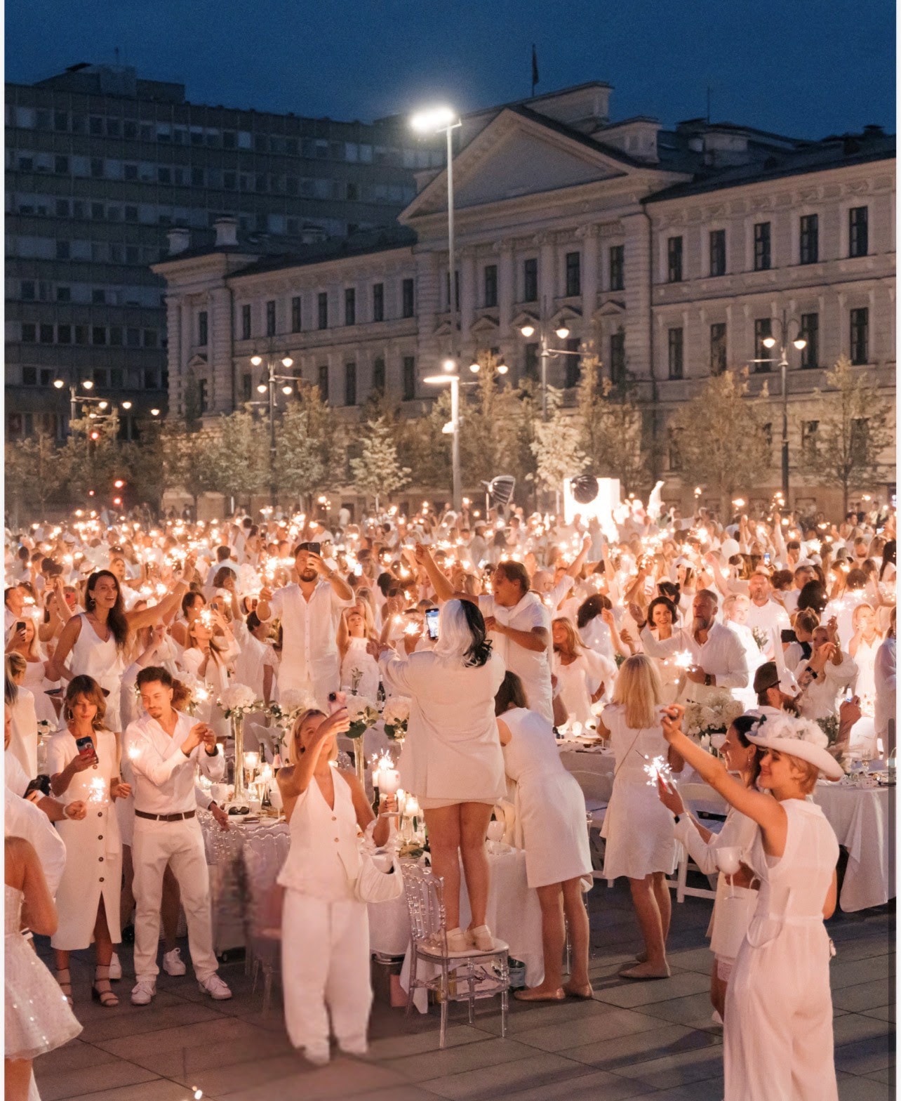 Dîner en Blanc Miami Returns October 24 with La Belle Époque Meets Día de los Muertos Theme