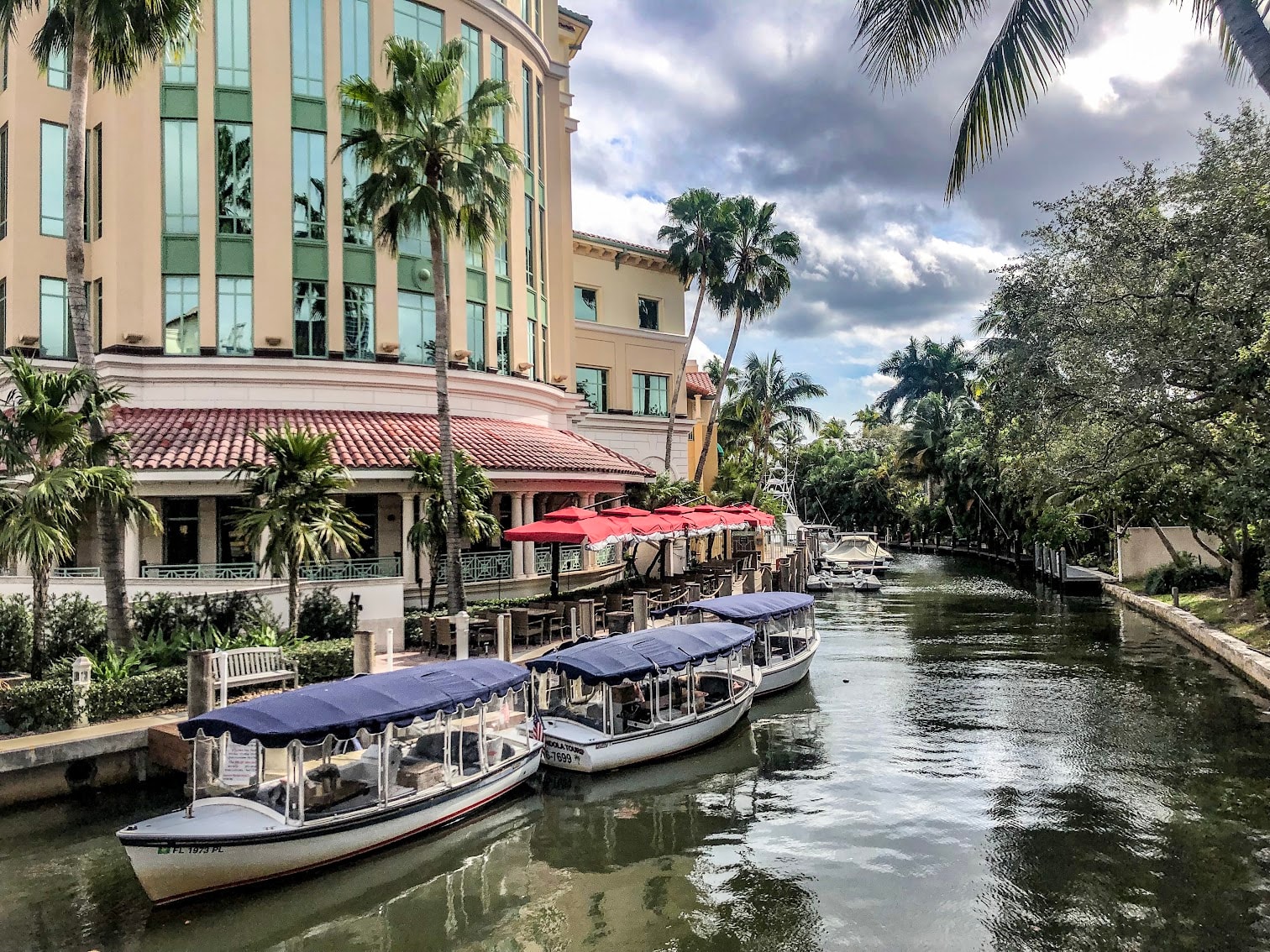 Casa Sensei on the Las Olas canals — dinner with gondola tours available.