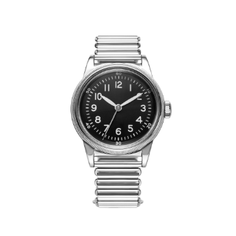 When Your Phone Dies in the Field, This Watch Is Still Running