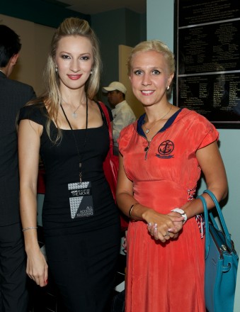 Irene Klurman, Tatiana Domovsky