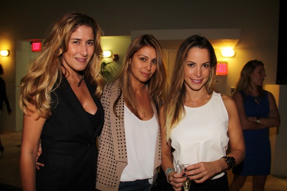 Milu Vimo, Paula Maya, Pili Gomez
