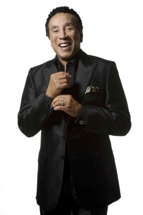 Smokey Robinson 7 - GetCDNContent