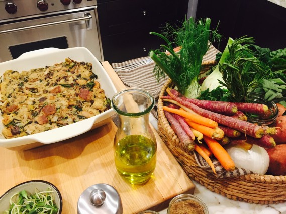 Booking.com Friendsgiving Event ft. Rye Stuffing