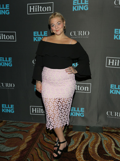  Elle King poses before performing for hundreds of fans and Hilton HHonors Members as part of the 2016 Hilton Concert Series at the Diplomat Resort & Spa on April 8, 2016 in Hollywood, Florida.