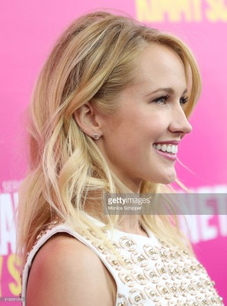 Anna Camp wore Le Vian diamond earrings to the 'Unbreakable Kimmy Schmidt' Season 2 World Premiere at SVA Theatre on March 30, 2016 in New York City.