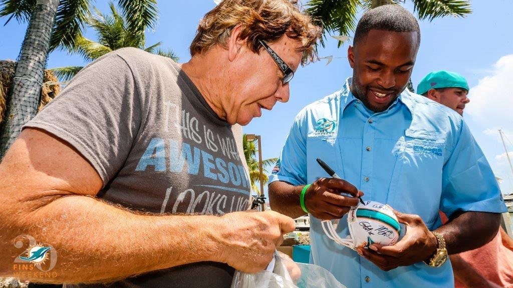 Miami Dolphins Foundation Hosts Successful 20th Annual Fins Weekend