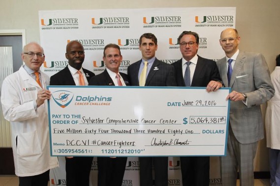 (L-R) Sylvester Comprehensive Cancer Center Director Dr. Stephen D. Nimer, Miami Dolphins Senior Vice President of Communications & Community Affairs Jason Jenkins, Lennar Homes CEO Stuart Miller, Dolphins Cancer Challenge CEO Michael Mandich, DCC VII Chair Eric Feder and Sylvester Board of Governors Chair Adam Carlin