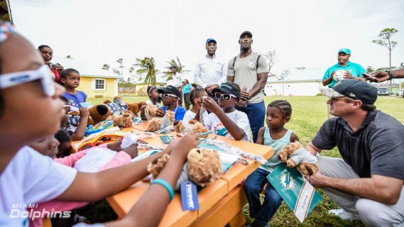 Miami Dolphins Visit Bahamas for Hurricane Matthew Relief
