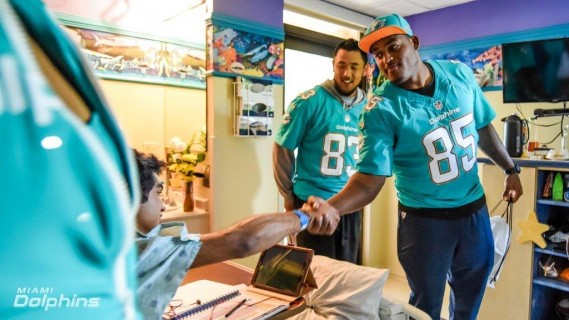  Thomas Duarte and Dominique Jones at Baptist Childrens Hospital