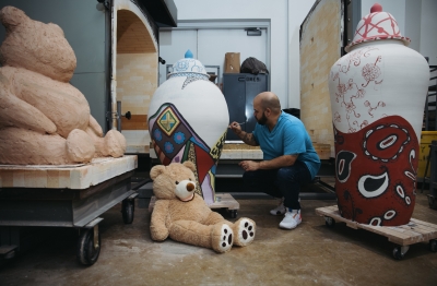 Street Shrine 1: A Notorious Story/ Roberto Lugo, 2019/ Courtesy of Wexler Gallery