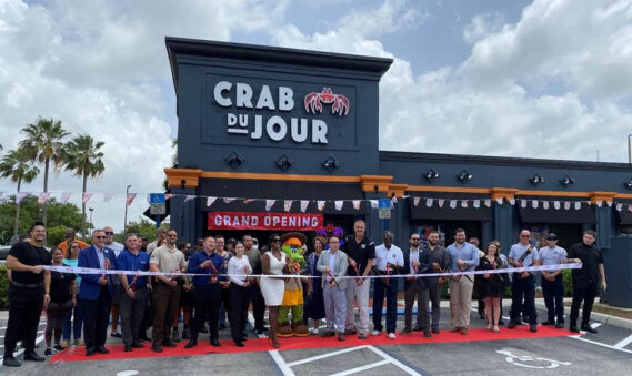 Crab Du Jour hosts 85th store grand opening with ribbon cutting ceremony at new Deerwood Town Center location in Miami.
