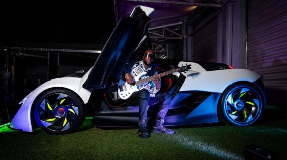 WYCLEF JEAN AND SUPERCAR ROOMS MIAMI KICK OFF RACE-WEEK IN WYNWOOD WITH A VIP EVENT!