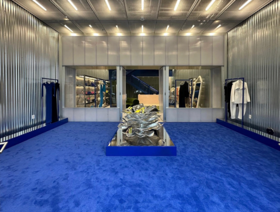 OFF-WHITE™ IN-STORE ACTIVATION 