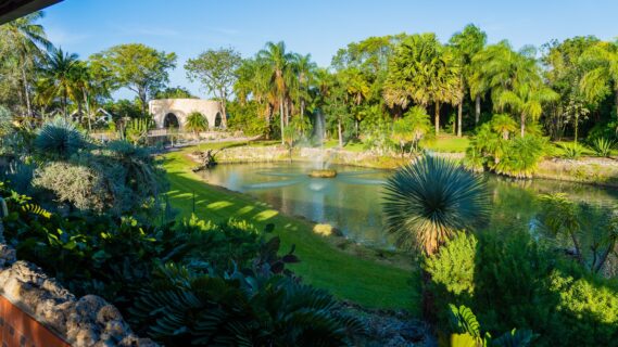 Pinecrest Gardens