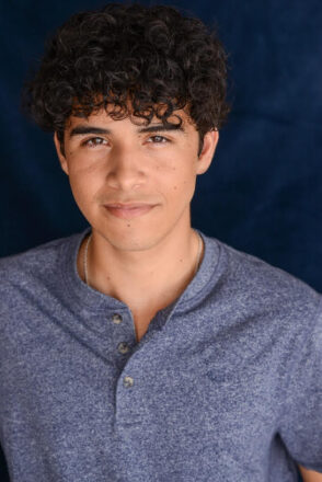Preston Howell, a former contestant on NBC’s The Voice Season 17, will debut his first holiday single “Christmas Without You” and help usher in the festive season at Shops at Merrick Park’s 20th Annual Tree Lighting Ceremony with Santa’s Arrival on November 16.