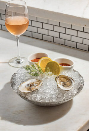 Oysters & Rosé