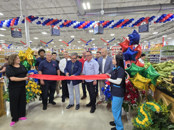 Presidente Supermarkets, one of the largest Hispanic-owned grocery chains in the United States, celebrated the grand opening of its new store in Hialeah, its fourth location in this South Florida city, on June 4, 2025. 