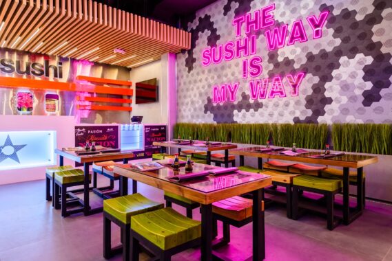 Nacionsushi brings its signature XL, protein-packed rolls (available in over 30 varieties), vibrant Southeast Asian flavors, and multi-environment design to Miami. The Doral outpost offers a dynamic and inclusive experience, with a menu that spans keto-friendly rolls, Crispy Sushi Pizzas, Tuna Taquitos Tuk Tuk, pork baos, stir-fries, noodles and more — all paired with cocktails and fresh juices crafted to complement the brand’s bold flavor profile. Credit: Nacionsushi