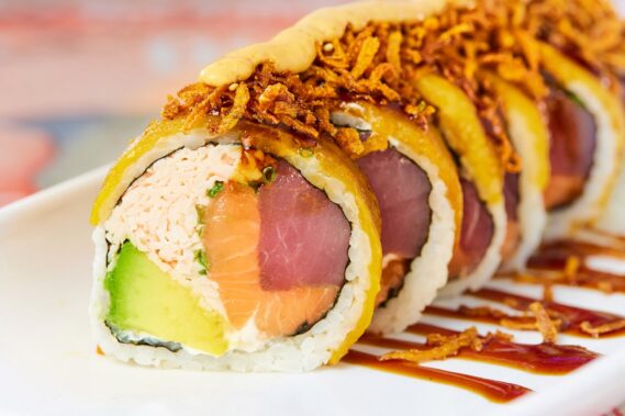Nacionsushi brings its signature XL, protein-packed rolls (available in over 30 varieties), vibrant Southeast Asian flavors, and multi-environment design to Miami. The Doral outpost offers a dynamic and inclusive experience, with a menu that spans keto-friendly rolls, Crispy Sushi Pizzas, Tuna Taquitos Tuk Tuk, pork baos, stir-fries, noodles and more — all paired with cocktails and fresh juices crafted to complement the brand’s bold flavor profile. Credit: Nacionsushi