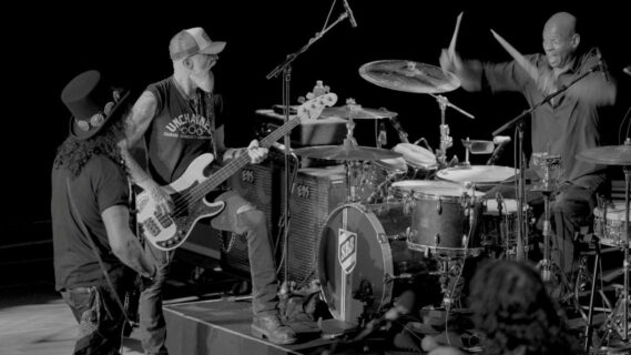 SLASH still photo from Live at the S.E.R.P.E.N.T. Festival concert film.