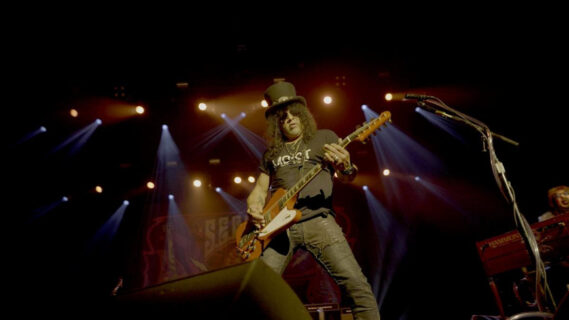 SLASH still photo from Live at the S.E.R.P.E.N.T. Festival concert film.