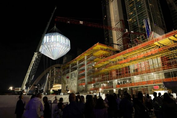 On Tuesday, December 2, Naftali Group welcomed guests to JEM Private Residences’ sales gallery for an exclusive Art Basel preview of its newest installation. The evening featured an exclusive look at JEM Private Residences’ custom-built “JEM,” created to honor and celebrate Miami’s art scene, and guests witnessed the installation’s ascent into the Miami skyline while enjoying hors d’oeuvres and cocktails. The moment was a true fusion of art, architecture and design, underscoring Naftali Group’s commitment to innovation. (Credit: BFA)