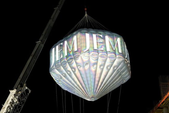 On Tuesday, December 2, Naftali Group welcomed guests to JEM Private Residences’ sales gallery for an exclusive Art Basel preview of its newest installation. The evening featured an exclusive look at JEM Private Residences’ custom-built “JEM,” created to honor and celebrate Miami’s art scene, and guests witnessed the installation’s ascent into the Miami skyline while enjoying hors d’oeuvres and cocktails. The moment was a true fusion of art, architecture and design, underscoring Naftali Group’s commitment to innovation. (Credit: BFA)