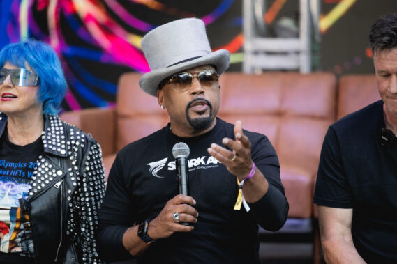 Entrepreneur and Shark Tank star Daymond John delivered an unexpected masterclass about the future of arts and entrepreneurship during BitBasel’s 6th Annual Miami Art Week fair at The Sagamore Hotel South Beach on December 5. (Photo Credit: Courtesy of Grant Pauli on behalf of BitBasel)