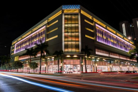 2025 National Dealership Rankings by Brand & Location: BMW — Braman West Palm Beach ranks #1 nationally
Rolls-Royce — Braman West Miami ranks #1 nationally
Bentley — Braman West Palm Beach ranks #1 nationally, with Braman Miami securing the #2 position
Genesis — Braman Miami ranks #1 nationally
MINI — Braman Miami ranks #1 nationally