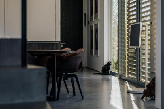 Interior view looking toward dining room.Photo credit: Ryan Lester, Architecture Sarasota