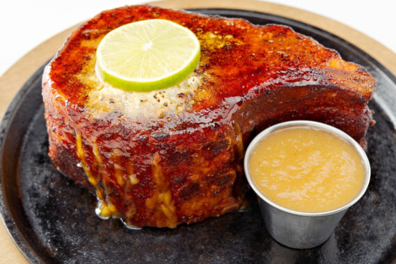 (Photo Credits: Perry’s Steakhouse)